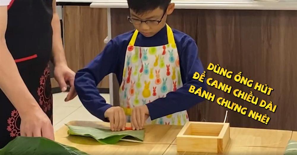 Shark Hưng dạy con trai gói bánh chưng, cu cậu đáng yêu gây sốt-4