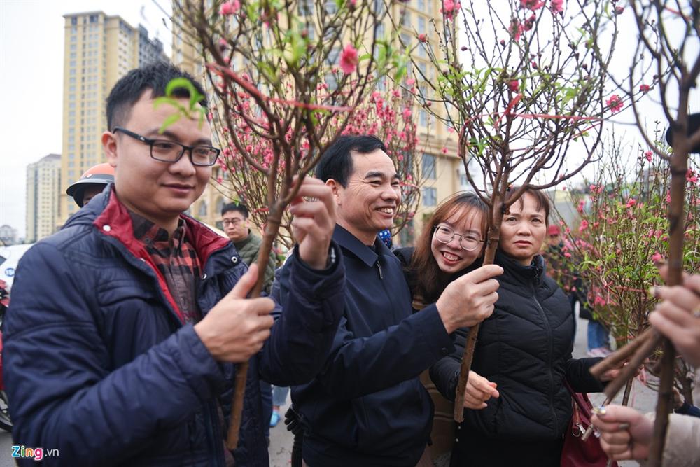 Người Hà Nội sắm Tết trong thời tiết 16 độ C-3