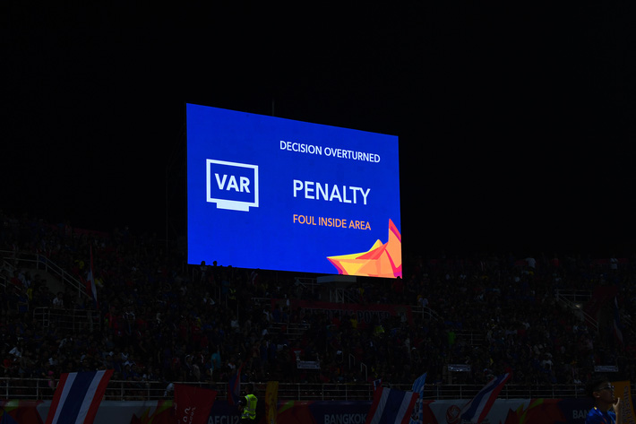 Uất ức với quả penalty bí hiểm, Thái Lan gửi khiếu nại lên AFC, đòi một câu công bằng-1