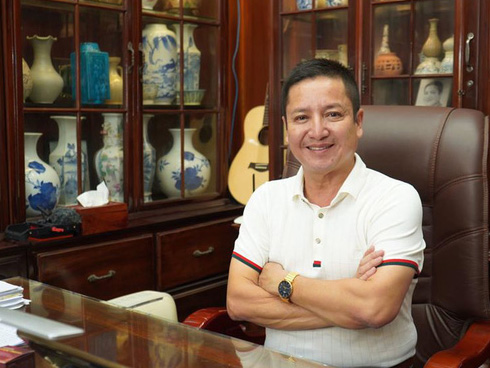 NSƯT Chí Trung thừa nhận bản thân đã già và lẫn tới mức phải đi vay tiền bạn gái kém tuổi để mừng tuổi người thân-3