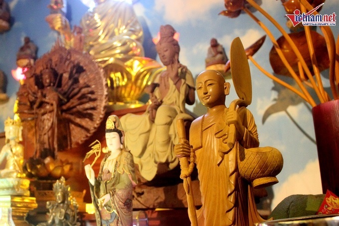 Nhà hơn 50 năm tuổi trưng bày hàng trăm tượng Phật của NSND Kim Cương-14