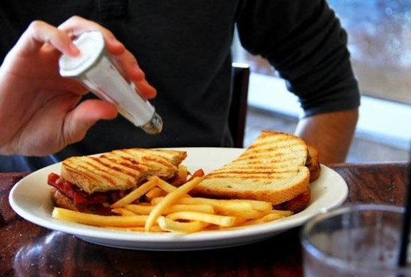 9 từ nuôi dưỡng tế bào ung thư, nhiều điều người Việt vẫn làm mỗi ngày-6