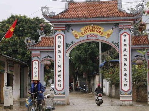 Người dân Đồng Tâm trưng đào, quất hối hả chuẩn bị đón Tết