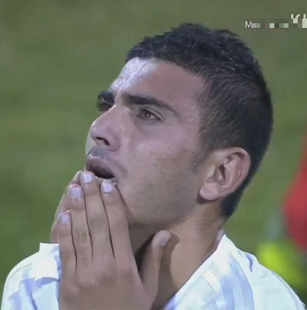 Cầu thủ Jordan òa khóc như trẻ con sau khi bị dàn trai đẹp Hàn Quốc đánh bại-3