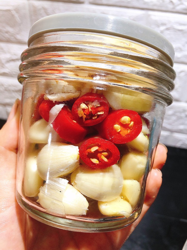 Tết này tôi làm dưa cà muối giòn ngon cực phẩm, ăn với gì cũng ngon-2