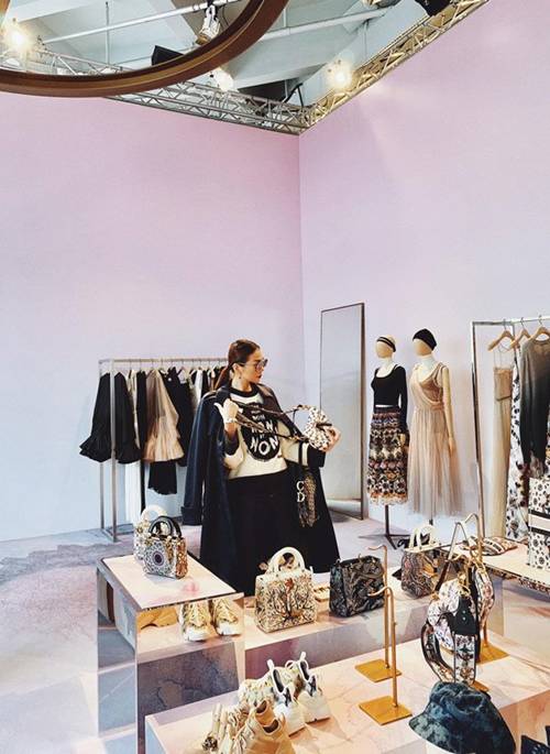 Tết đến, đại gia Thanh Hằng sắm sương sương 8 chiếc túi hiệu dùng đến hết mùng-3