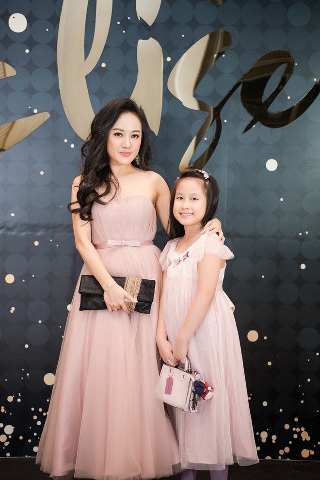 BTV Hoài Anh khoe con gái xinh đẹp, đáng yêu-1