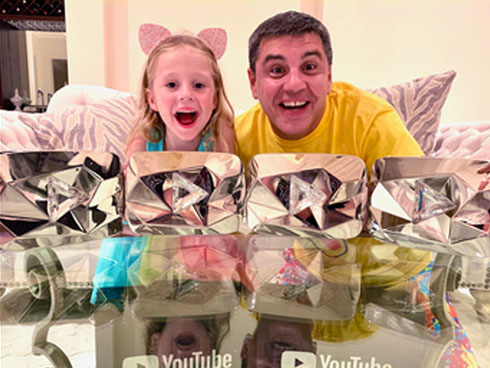 Kênh YouTube của K-ICM biến mất-3