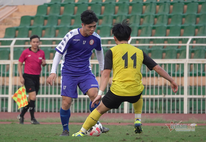 Công Phượng ra mắt CLB TPHCM: Lo cho gà cưng của bầu Đức!-2