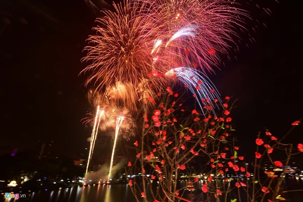 6 điểm bắn pháo hoa tầm cao ở Hà Nội trong đêm giao thừa-1