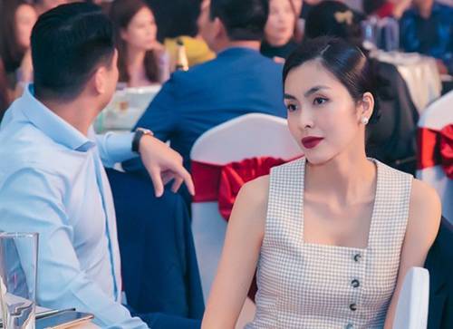 Diện mái tóc búi sang chảnh, Tăng Thanh Hà khiến fans mê mẩn bởi nhan sắc ngọc nữ tuổi 34-2