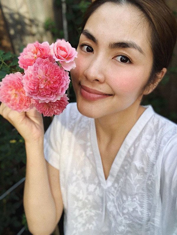 Diện mái tóc búi sang chảnh, Tăng Thanh Hà khiến fans mê mẩn bởi nhan sắc ngọc nữ tuổi 34-8