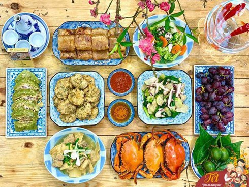 Mẹ Hà Nội tiết lộ tuyệt chiêu nấu ăn ngày Tết nhàn tênh, chẳng hề lo sợ