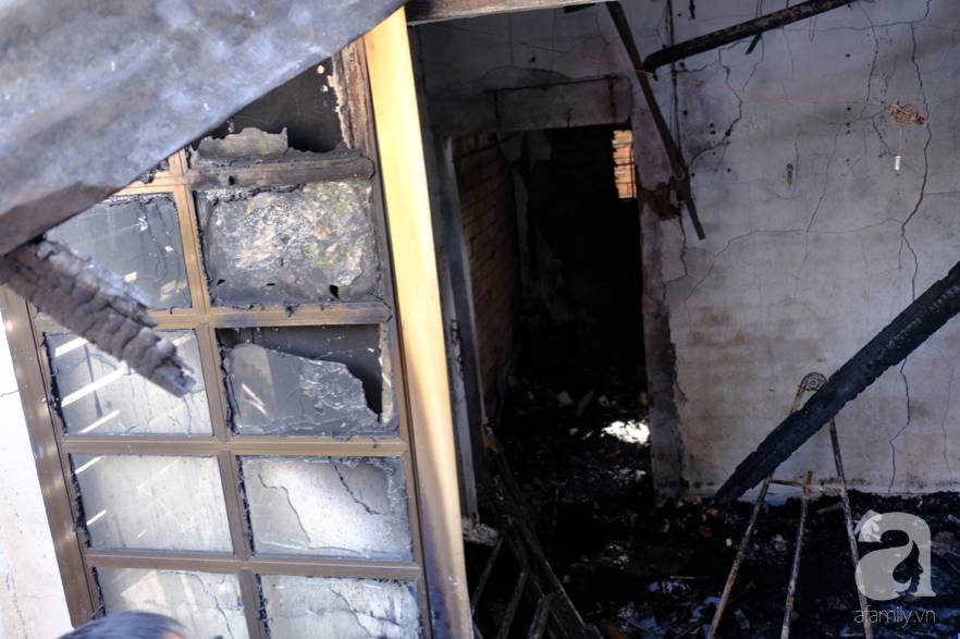 Hiện trường ngôi nhà xảy ra vụ hỏa hoạn khiến 5 mẹ con tử vong thương tâm ngày 27 Tết, mọi thứ đều cháy đen, chỉ còn lại đống đổ nát-3