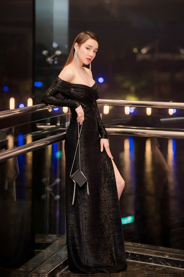 Nhan sắc dàn mỹ nhân Vbiz chạm ngưỡng tuổi 30 năm 2020: Mẹ 1 con Nhã Phương ngày càng đẹp, Khởi My hack tuổi thần sầu-5