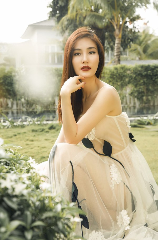 Nhan sắc dàn mỹ nhân Vbiz chạm ngưỡng tuổi 30 năm 2020: Mẹ 1 con Nhã Phương ngày càng đẹp, Khởi My hack tuổi thần sầu-15