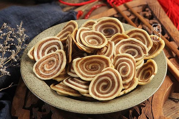 Làm bánh tai heo không cần lò nướng, món quà quê ăn Tết&nbsp;ai thấy cũng tấm tắc khen ngon-10