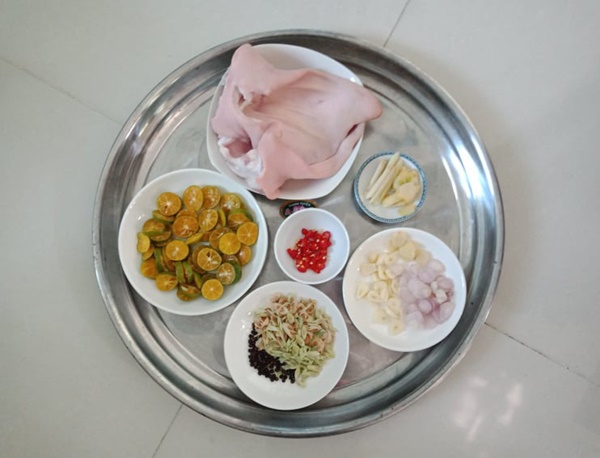 Tết này chồng tôi chỉ yêu cầu mỗi món tai heo ngâm sả tắc, còn lại tùy vợ quyết hết!-3