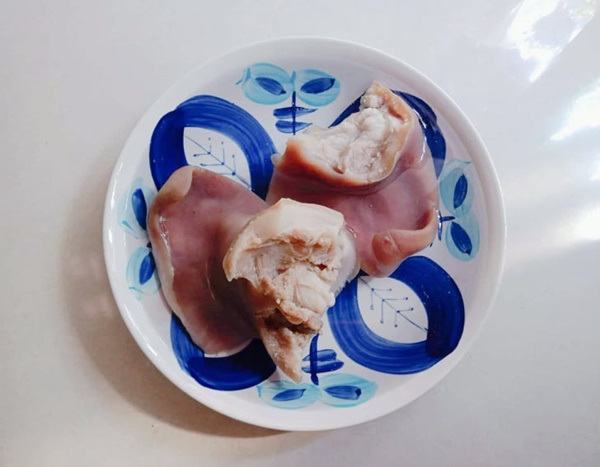 Tết này chồng tôi chỉ yêu cầu mỗi món tai heo ngâm sả tắc, còn lại tùy vợ quyết hết!-6