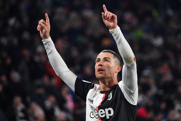 Ronaldo gây sốt với bức ảnh khoe body cực phẩm cùng thần thái chất lừ: Thế là đấng mày râu Việt có mục tiêu phấn đấu trước cái Tết đầy bánh chưng rồi-3