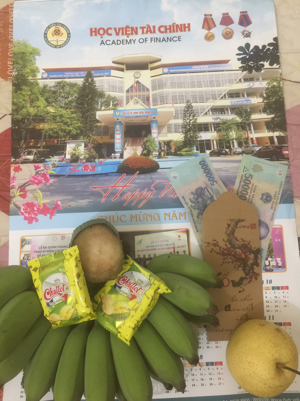 Trường người ta tặng quà Tết sinh viên: Có nơi vài triệu, có nơi tặng cả iphone 11-2