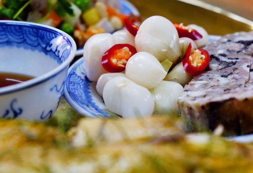 Dưa hành muối ngày Tết rất ngon nhưng người có những đặc điểm này thì càng ăn ít càng tốt-4