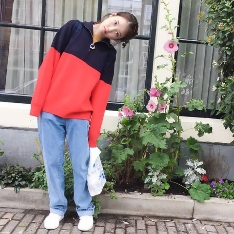 IU đời thường chuộng mốt giấu quần, mặc váy áo dáng rộng-11