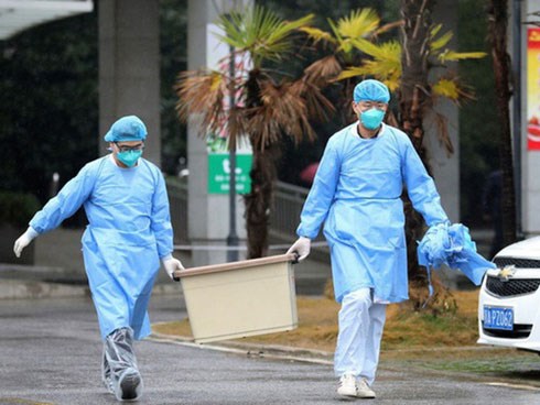 Virus corona bùng phát vô cùng phức tạp, Việt Nam phát hiện 2 ca nhiễm bệnh: Đây là 5 việc đơn giản nhưng hiệu quả người Việt phải làm ngay để bảo vệ mình
