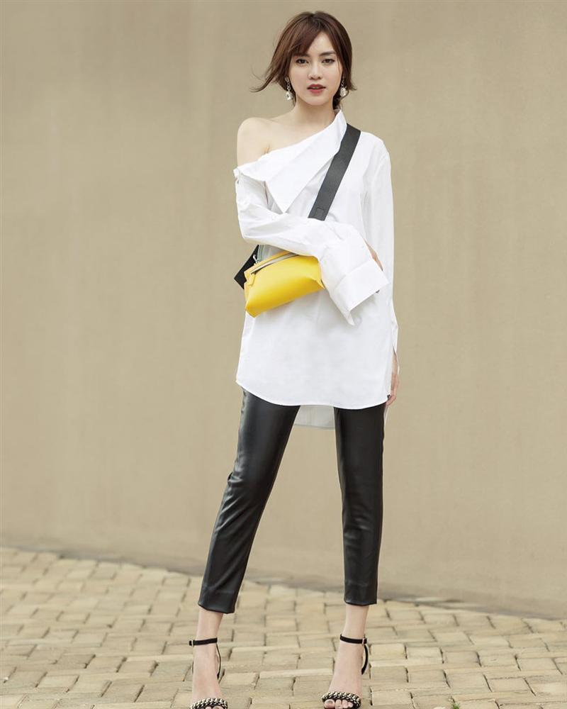 Chiều cao lý tưởng cũng không chủ quan, Lan Ngọc vẫn nhờ cậy đến 3 mẫu giày để kéo chân dài ngoạn mục-9