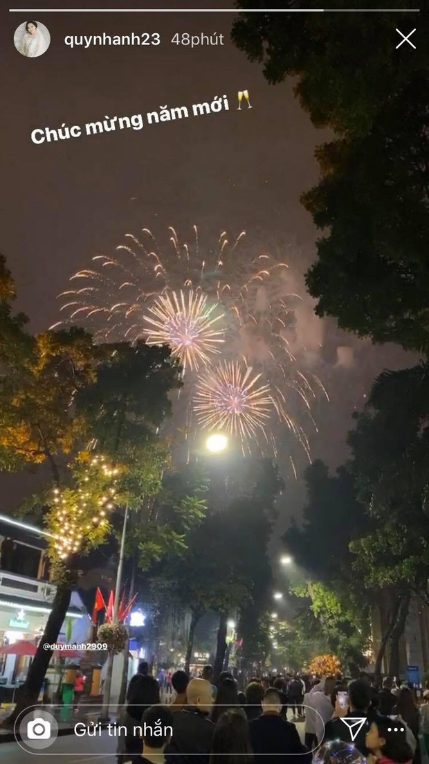 Đêm giao thừa ngọt ngào của hội tuyển thủ Việt Nam: Văn Hậu gọi video với bạn gái từ trời Âu, Văn Đức miệt mài gọi vợ dậy đón năm mới-4