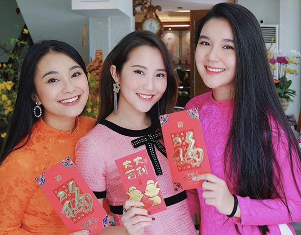 Mới mùng 1 Tết gái xinh đã khoe được người yêu lì xì cả sấp 500k dày cộp: Còn bạn, năm mới phát tài chưa?-4