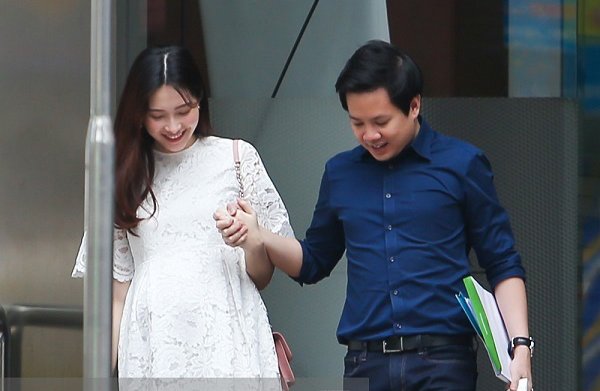 2 Hoa hậu miền Tây trùng họ tên: Nàng mang bầu kín như bưng, nàng khoe khắp facebook-3