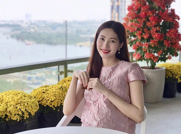 2 Hoa hậu miền Tây trùng họ tên: Nàng mang bầu kín như bưng, nàng khoe khắp facebook-4