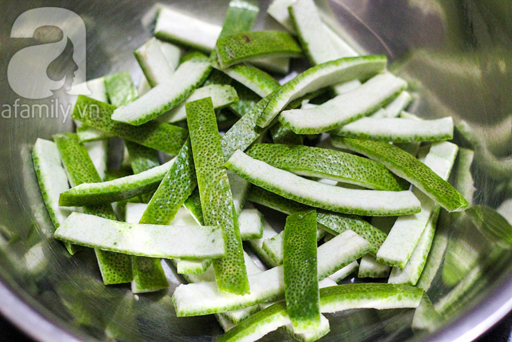 Quả bưởi có một bộ phận cực quý, tận dụng để chữa bệnh rất tốt nhưng ai ăn xong cũng tiện tay ném bỏ-4