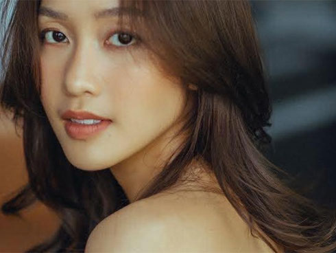 Khả Ngân nói về việc chụp ảnh bán khỏa thân ở tuổi 23-5