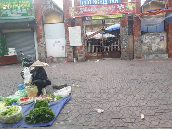 Mùng 2 Tết các chợ cóc đã lác đác tiểu thương bán hàng với giá cả đắt đỏ đến giật mình, 700.000 đồng cho 1kg thịt bò-4