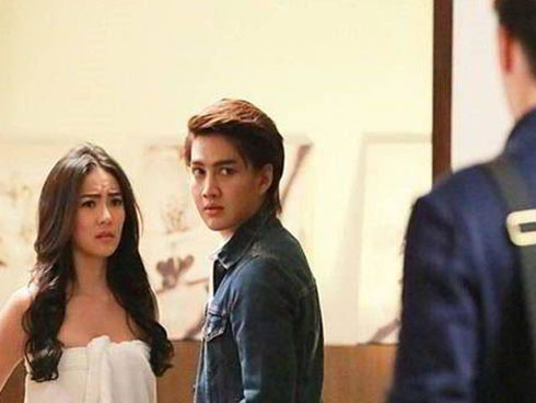 Đêm nào chồng cũng thức dậy 1-2 lần, tôi cứ tưởng anh đi vệ sinh cho tới lần tò mò theo sau thì mới biết sự thật-2