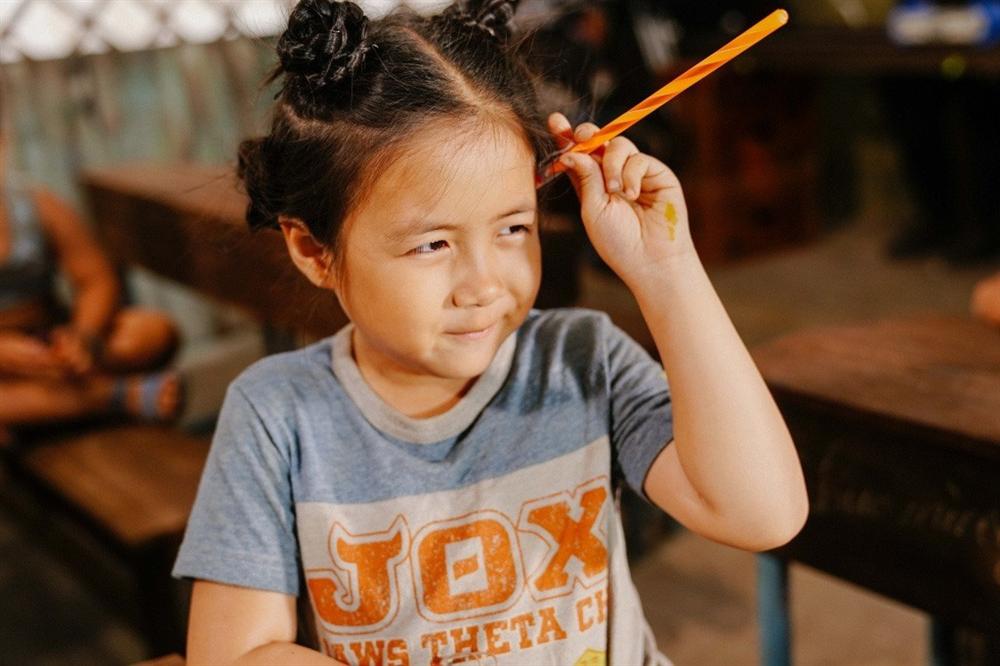 Con gái màn ảnh” của Thu Trang: Chưa đầy mười tuổi nhưng đã góp mặt trong hàng loạt phim ăn khách-2