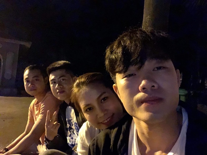 Xuân Trường cùng Thành Chung đi thăm thầy dịp Tết-2