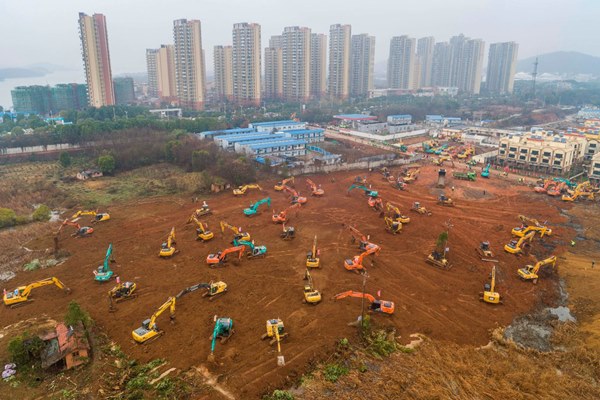 Nhìn lại trận chiến của người Trung Quốc với virus corona suốt 1 tuần qua cho thấy sức tàn phá kinh hoàng của viêm phổi Vũ Hán-9