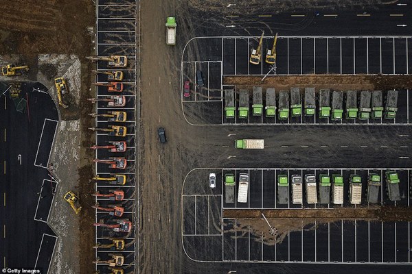 Bên trong bệnh viện 1.000 giường bệnh chỉ sau 4 ngày thi công-6