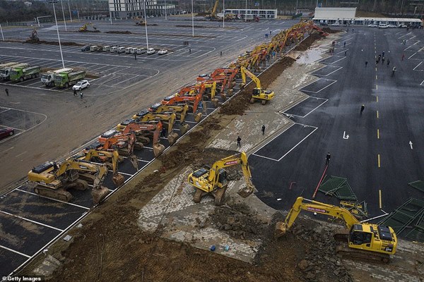 Bên trong bệnh viện 1.000 giường bệnh chỉ sau 4 ngày thi công-8