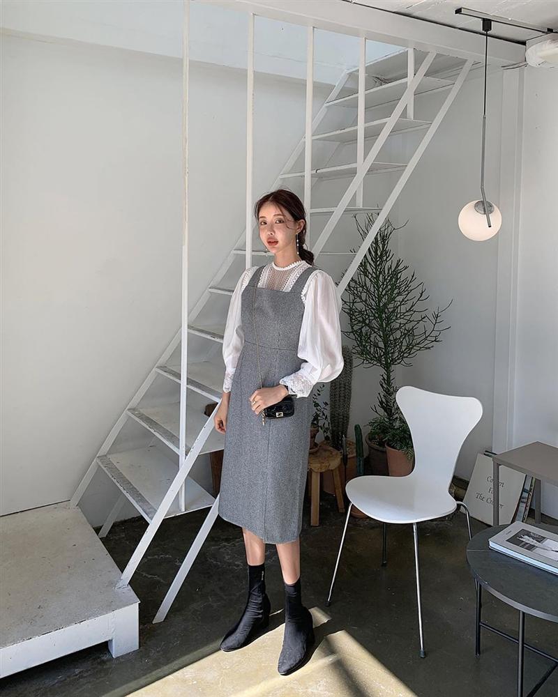 Combo váy áo được gái xinh xứ Hàn diện nhiệt tình nhất đợt này: Hack tuổi siêu ổn và thừa điểm thanh lịch để diện đến công sở-6