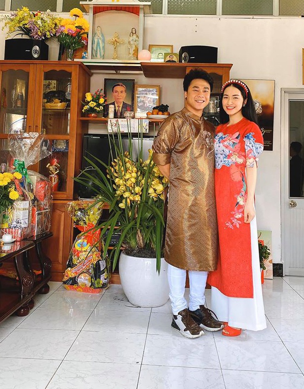 Hòa Minzy đúng là con gái nhà người ta: Xây nhà 5 tầng tặng bố mẹ-1