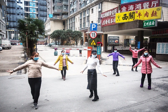 Người dân Vũ Hán mua sắm, sinh hoạt thế nào khi bị phong tỏa?-5