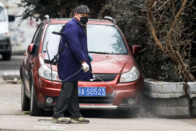 Người dân Vũ Hán mua sắm, sinh hoạt thế nào khi bị phong tỏa?-7