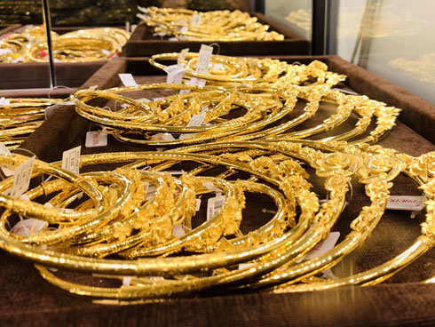 Giá vàng hôm nay 31/1, nỗi sợ bao trùm, vàng leo lên đỉnh-2