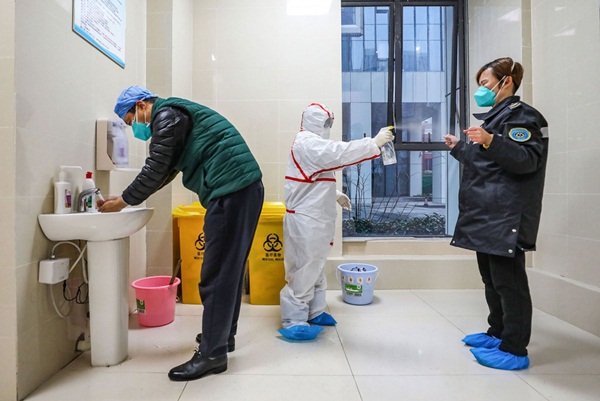 Người Việt ở Vũ Hán sống bằng ‘tinh thần thép’ ở tâm bão dịch bệnh-9