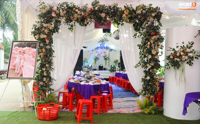 Văn Đức trao nhẫn cưới cho Nhật Linh, khép lại đám cưới nhanh như chớp-43