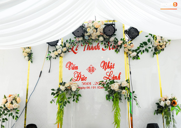 Văn Đức trao nhẫn cưới cho Nhật Linh, khép lại đám cưới nhanh như chớp-39